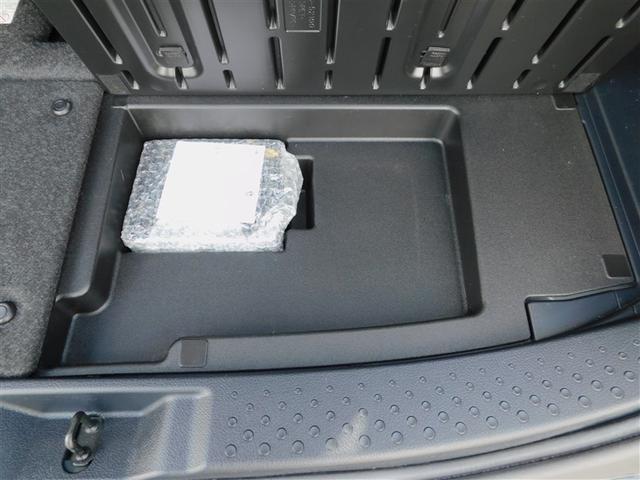 シエンタ ハイブリッドG クエロ 点検記録簿 地デジTV 盗難防止 横滑り防止 LEDライト クルコン スマートキー ETC 1オーナー バックモニタ DVD オ-トエアコン AUX メモリ-ナビ エアバッグ 3列シート ナビ&TV(12枚目)