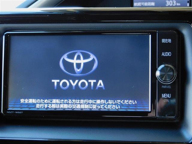 ヴォクシー ハイブリッドＺＳ　煌　Ｗエアコン　ＡＷ　衝突被害軽減　バックモニター　地デジ　オートエアコン　ワンオーナー車　ナビＴＶ　イモビライザー　キーフリー　横滑り防止　３列シート　ドライブレコーダー　ＤＶＤ　メモリーナビ　ＡＢＳ（13枚目）