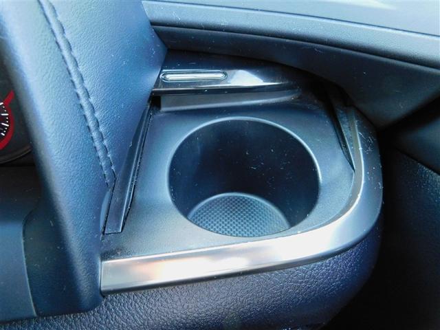 アルファード ２．５Ｓ　タイプゴールドＩＩ　ＬＥＤランプ　Ｂカメラ　スマートキ　ＡＣ１００Ｖ　盗難防止システム　ワンオーナー　ダブルエアコン　助手席エアバッグ　ＥＴＣ　記録簿　オートクルーズ　３列シート　ミュージックプレイヤー接続可　エアバッグ（29枚目）