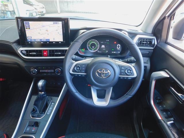 ライズ Ｚ　衝突軽減Ｂ　定期点検記録簿　Ｂカメラ　ナビ＆ＴＶ　メモリーナビゲーション　ＬＥＤライト　フルセグＴＶ付　クルーズコントロール　スマートキー　ＤＶＤ　ＡＣ　アルミホイール　イモビ　ＥＴＣ車載器　キーレス（4枚目）