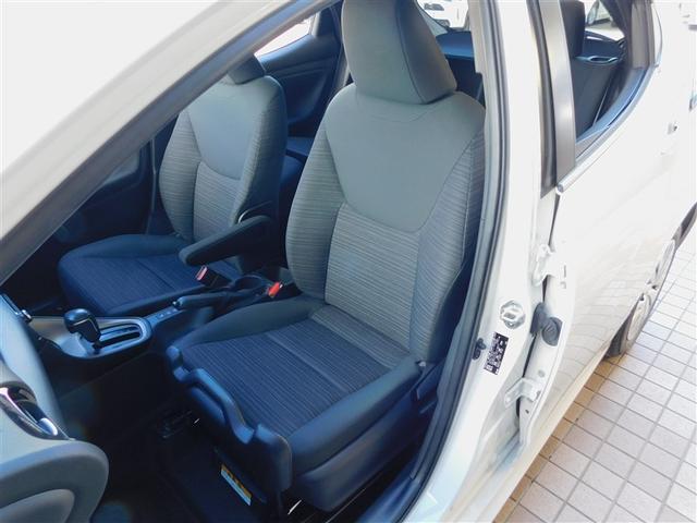 ヤリス ハイブリッドZ PCS 整備記録簿 DVD 地デジ Bカメラ ドラレコ付 LEDランプ スマキー ETC付き テレビ メディアプレイヤー接続 VSC パワステ 1オナ車 クルコン カーテンエアバック キーフリー(14枚目)