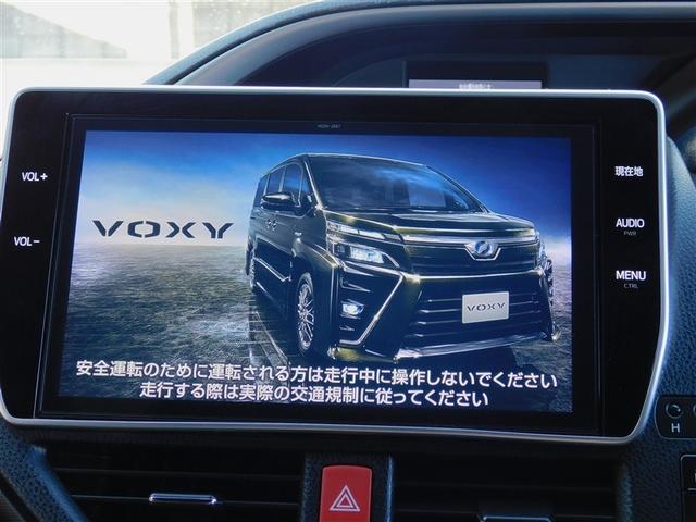 ヴォクシー ハイブリッドＺＳ　煌ＩＩＩ　ドライブレコーダ　地デジＴＶ　リヤカメラ　Ｗエアコン　スマートキー　ミュージックプレイヤー接続可　ＤＶＤ再生可　クルコン　ＶＳＣ　キーレス　アルミホイール　ナビ＆ＴＶ　ＬＥＤヘッドランプ　ＥＴＣ（12枚目）