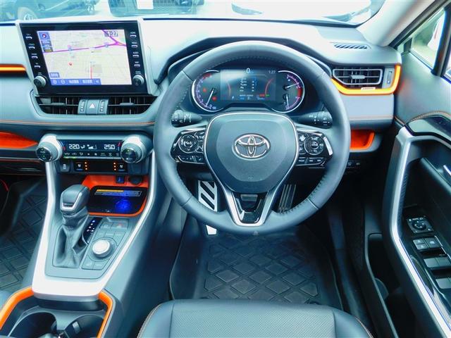ＲＡＶ４ アドベンチャー　パノラミックルーフ　メモリーナビゲーション　１オーナー車　ＡＣ１００Ｖ　点検記録簿　アルミホイル　オートエアコン　寒冷地　ＬＥＤライト　ＥＴＣ車載器　Ｂカメラ　横滑防止装置　クルーズＣ　パワステ（3枚目）