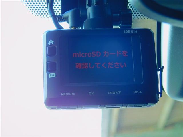 プリウス Ｓツーリングセレクション・ブラックエディション　衝突軽減ブレーキ　ドライブレコーダ　ＬＥＤライト　ＡＣ１００Ｖ電源　フルセグテレビ　ＡＣ　バックガイドモニター　ＥＴＣ装備　イモビ　スマ－トキ－　横滑り防止　ミュージックプレイヤー接続可　ＴＶ　ＡＢＳ（18枚目）