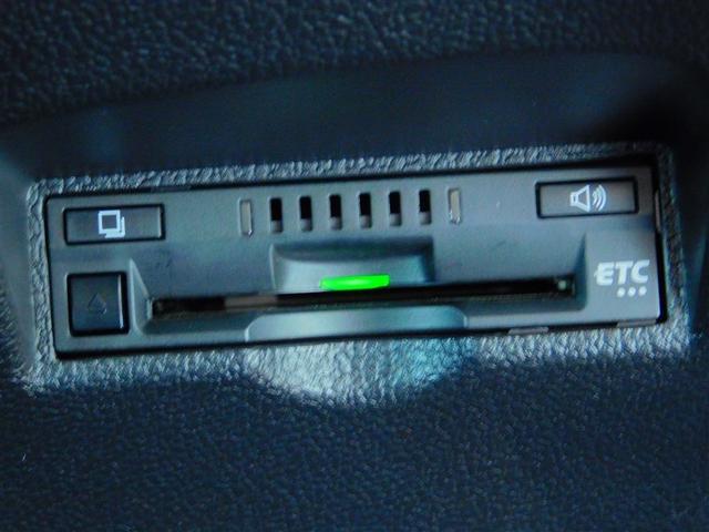 プリウス Ｓツーリングセレクション・ブラックエディション　衝突軽減ブレーキ　ドライブレコーダ　ＬＥＤライト　ＡＣ１００Ｖ電源　フルセグテレビ　ＡＣ　バックガイドモニター　ＥＴＣ装備　イモビ　スマ－トキ－　横滑り防止　ミュージックプレイヤー接続可　ＴＶ　ＡＢＳ（20枚目）