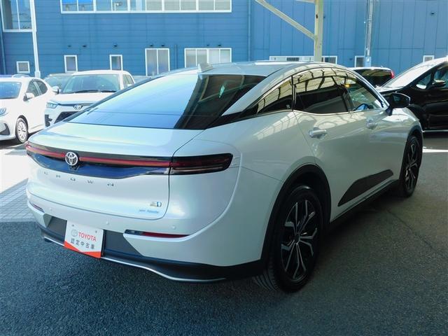 クラウンクロスオーバー Ｇアドバンスド　スマキー　ＬＥＤランプ　ＡＣ１００Ｖ　地デジＴＶ　横滑り防止機能　フルオートエアコン　クルーズコントロール　ＡＢＳ　バックモニター　ＥＴＣ　キーレス　記録簿　Ｐシート　ワンオーナー　ＡＵＸ　エアバッグ（4枚目）