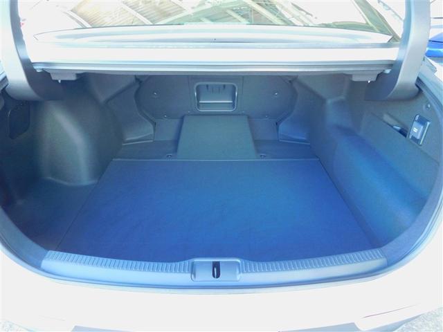 クラウンクロスオーバー Ｇアドバンスド　スマキー　ＬＥＤランプ　ＡＣ１００Ｖ　地デジＴＶ　横滑り防止機能　フルオートエアコン　クルーズコントロール　ＡＢＳ　バックモニター　ＥＴＣ　キーレス　記録簿　Ｐシート　ワンオーナー　ＡＵＸ　エアバッグ（10枚目）