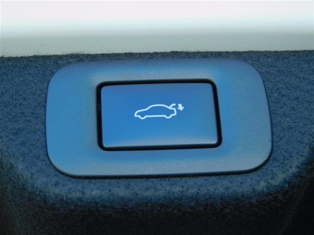 クラウンクロスオーバー Ｇアドバンスド　スマキー　ＬＥＤランプ　ＡＣ１００Ｖ　地デジＴＶ　横滑り防止機能　フルオートエアコン　クルーズコントロール　ＡＢＳ　バックモニター　ＥＴＣ　キーレス　記録簿　Ｐシート　ワンオーナー　ＡＵＸ　エアバッグ（14枚目）