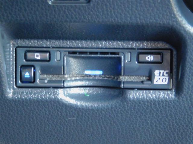 ノア Ｓ－Ｇ　リアクーラー　横滑り防止装置　バックガイドモニター　両側Ｐドア　ワンオーナー車　ＡＡＣ　アルミ　ＥＴＣ車載器　地デジ　ドライブレコーダ　クルコン　キーフリー　ＬＥＤライト　イモビライザー　３列シート（21枚目）