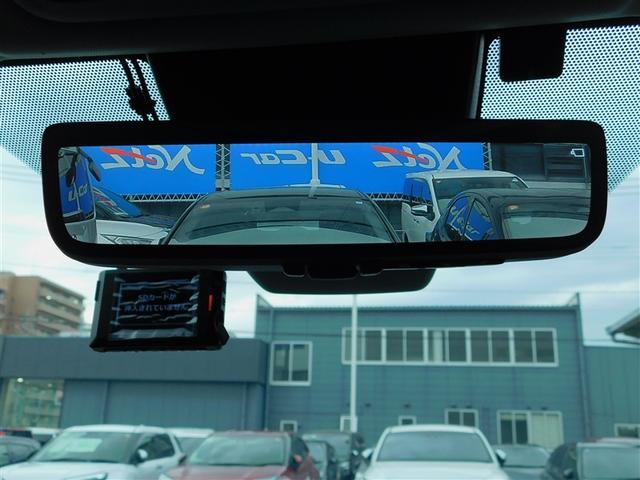 �f�W�^���C���i�[�~���[�Ƀh���C�u���R�[�_�[