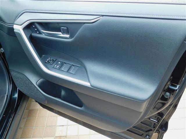 �^�]�ȃh�A�g����