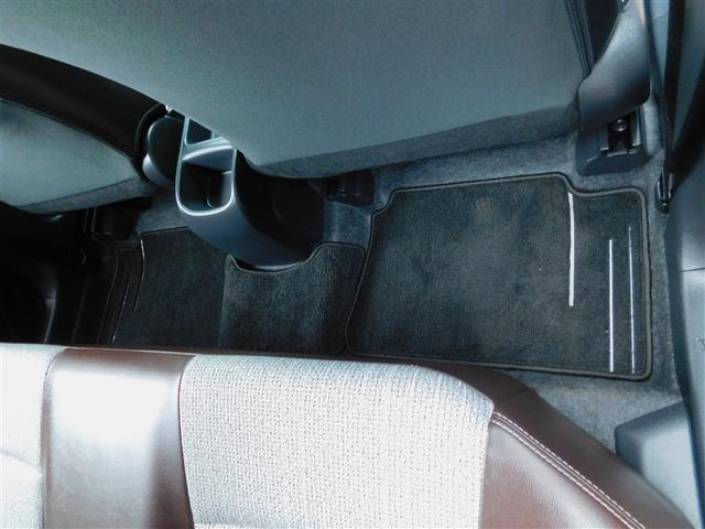 ヤリスクロス Ｚ　エアロ　点検記録簿　テレビ　ドライブレコーダ　横滑り防止機能　クルーズＣ　イモビ　ダブルエアバック　パワステ　アルミ　フルセグＴＶ　Ｂモニター　カーテンエアバッグ　エアコン　キーフリー　エアバッグ（9枚目）