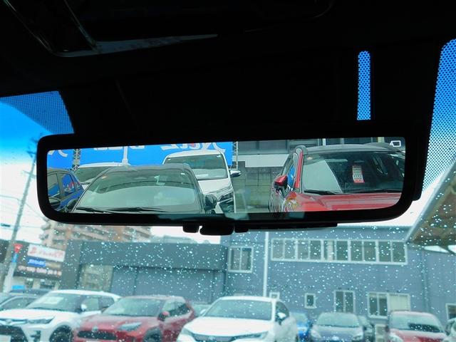 ハリアー Ｚ　エアロ　イモビライザー　横滑り防止機能　整備記録簿　助手席エアバッグ　アルミホイール　クルコン　ＴＶ　ドラレコ付き　スマートキ－　エアコン　キーレス　サイドエアバッグ　ＡＢＳ　メディアプレイヤー接続（18枚目）