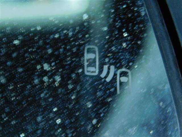 ハリアー Ｚ　エアロ　イモビライザー　横滑り防止機能　整備記録簿　助手席エアバッグ　アルミホイール　クルコン　ＴＶ　ドラレコ付き　スマートキ－　エアコン　キーレス　サイドエアバッグ　ＡＢＳ　メディアプレイヤー接続（31枚目）