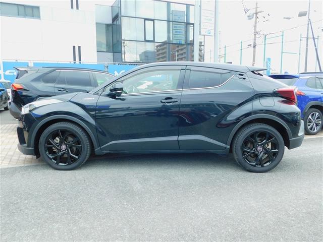 Ｃ－ＨＲ Ｇ　モード　ネロ　盗難防止システム　ＬＥＤヘッドライト　パワーウインドウ　ミュージックプレイヤー接続可　クルーズコントロール　地デジ　オートエアコン　ドラレコ　記録簿　横滑り防止　キーレス　ＡＢＳ　ハーフレザーシート（3枚目）