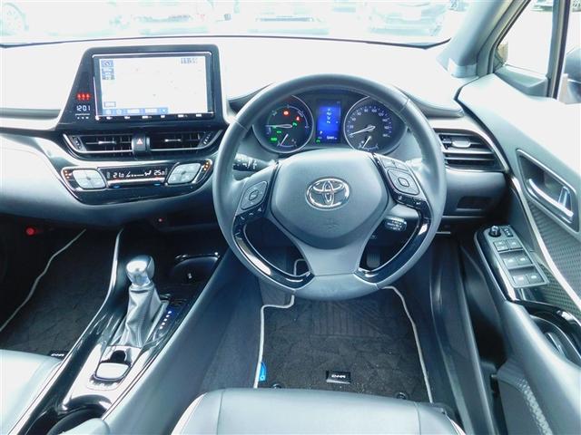 Ｃ－ＨＲ Ｇ　モード　ネロ　盗難防止システム　ＬＥＤヘッドライト　パワーウインドウ　ミュージックプレイヤー接続可　クルーズコントロール　地デジ　オートエアコン　ドラレコ　記録簿　横滑り防止　キーレス　ＡＢＳ　ハーフレザーシート（5枚目）