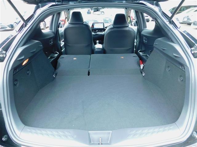 Ｃ－ＨＲ Ｇ　モード　ネロ　盗難防止システム　ＬＥＤヘッドライト　パワーウインドウ　ミュージックプレイヤー接続可　クルーズコントロール　地デジ　オートエアコン　ドラレコ　記録簿　横滑り防止　キーレス　ＡＢＳ　ハーフレザーシート（11枚目）