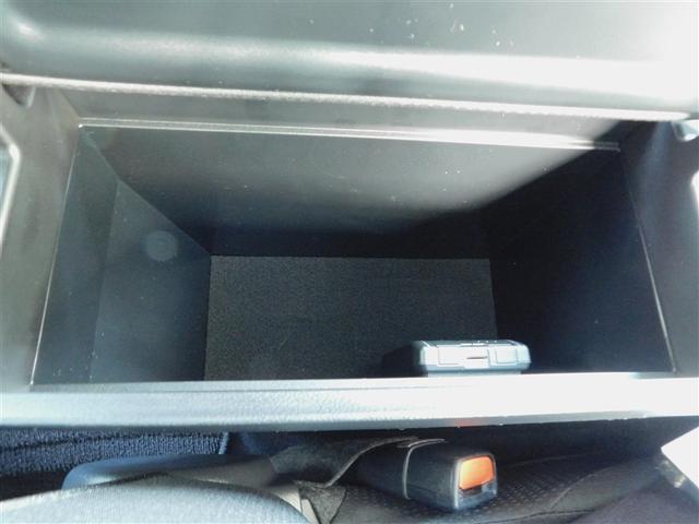 プリウス Ｓセーフティプラス　衝突軽減Ｓ　ＡＣ　ドラレコ付き　ＤＶＤ視聴　Ｒカメラ　クルーズＣ　ＬＥＤライト　ＥＴＣ装備　横滑り防止機能　ナビＴＶ　ＰＷ　ワンオ－ナ－　ＡＷ　サイドＳＲＳ　キーレスエントリ　ＡＢＳ　Ｗエアバッグ（25枚目）