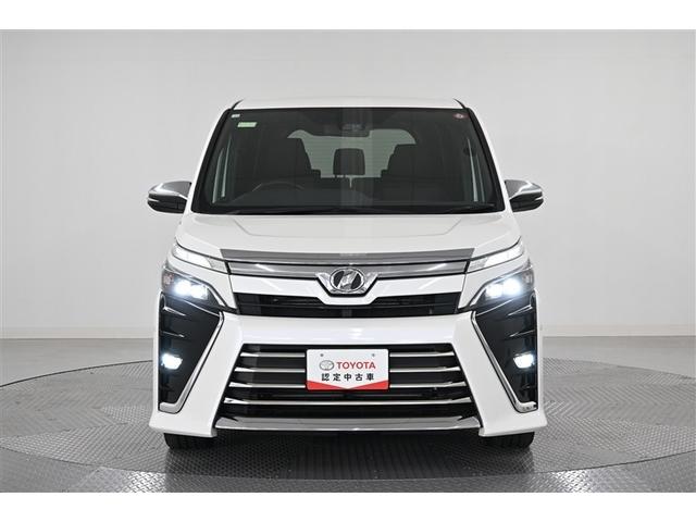 ヴォクシー ＺＳ　煌　ＩＳＴＯＰ　アルミ付　フルセグ地デジＴＶ　インテリジェントキー　バックモニタ－　ワンオーナー車　記録簿付　盗難防止システム　エアコン　メモリナビ　ＬＥＤランプ　キーレス　ＥＴＣ装備　横滑り防止機能（2枚目）