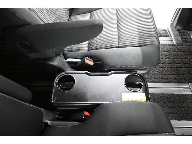 ヴォクシー ＺＳ　煌　ＩＳＴＯＰ　アルミ付　フルセグ地デジＴＶ　インテリジェントキー　バックモニタ－　ワンオーナー車　記録簿付　盗難防止システム　エアコン　メモリナビ　ＬＥＤランプ　キーレス　ＥＴＣ装備　横滑り防止機能（33枚目）