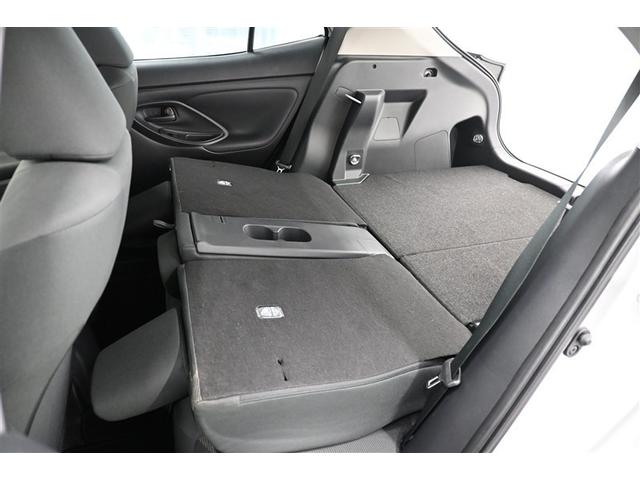 ヤリスクロス Ｇ　ＤＶＤ再生機能　バックモニター　アルミ　スマートキ　定期点検記録簿　ＬＥＤヘッド　横滑り防止　盗難防止システム　フルオートエアコン　キーレスエントリー　クルーズコントロール　パワーステアリング（12枚目）