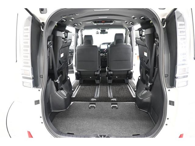 ヴォクシー ＺＳ　煌　両側自動ドア　リヤカメラ　ＤＶＤ再生可　地デジＴＶ　ＥＳＣ　プッシュスタートスマートキー　Ｗエアバッグ　パワーウィンドウ　ＬＥＤライト　キーレスエントリー　エアコン　メモリーナビゲーション　盗難防止（9枚目）