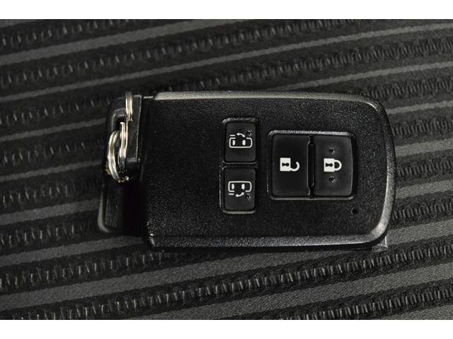 ヴォクシー ＺＳ　煌ＩＩ　スマートキー・プッシュスタート　バックガイドモニター　セキュリティアラーム　両側パワスラドア　１オーナー　ＥＴＣ車載器　地デジテレビ　ＶＳＣ　ＬＥＤライト　助手席エアバック　キーレスエントリー　ＡＣ（32枚目）