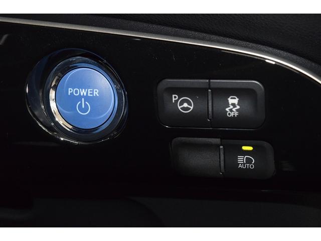 プリウス Ｓセーフティプラス　衝突回避システム　Ｂモニター　ＬＥＤライト　クルコン　ＥＴＣ装備　スマートＫＥＹ　ナビＴＶ　イモビライザー　横滑り防止機能　ＰＷ　カーテンエアバッグ　キーレスエントリー　オ－トエアコン　アルミ　ＡＢＳ（16枚目）