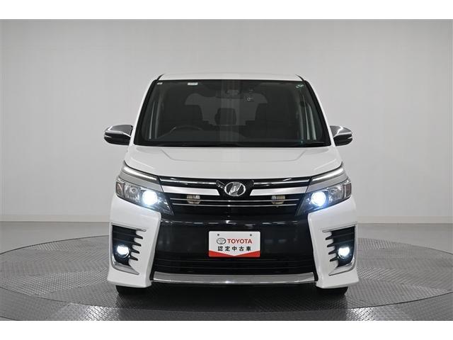 ヴォクシー ZS 煌II スマートキー・プッシュスタート バックガイドモニター セキュリティアラーム 両側パワスラドア ETC車載器 地デジテレビ VSC LEDライト 助手席エアバック キーレスエントリー AC パワステ(2枚目)