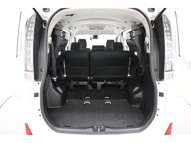 ヴォクシー ZS 煌II スマートキー・プッシュスタート バックガイドモニター セキュリティアラーム 両側パワスラドア ETC車載器 地デジテレビ VSC LEDライト 助手席エアバック キーレスエントリー AC パワステ(6枚目)