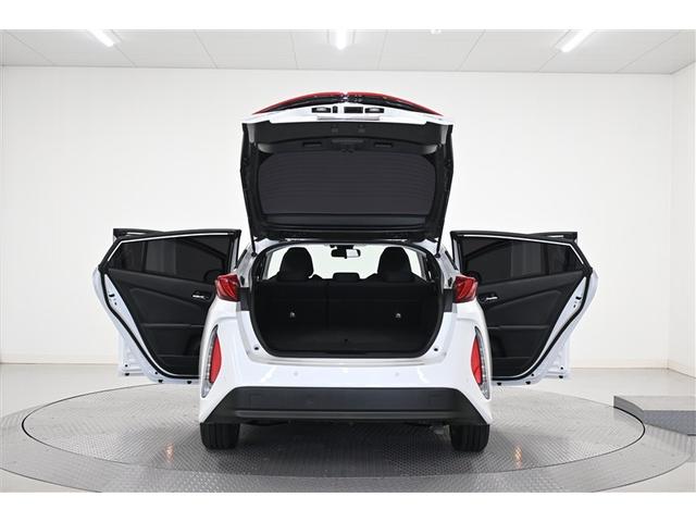 プリウスPHV A バックモニタ ワンオナ 電動シート メディアプレイヤー接続 オ-トエアコン AC100V LED 盗難防止装置 スマートキー オートクルーズコントロール ETC キーレス アルミホイール メモリーナビ(5枚目)