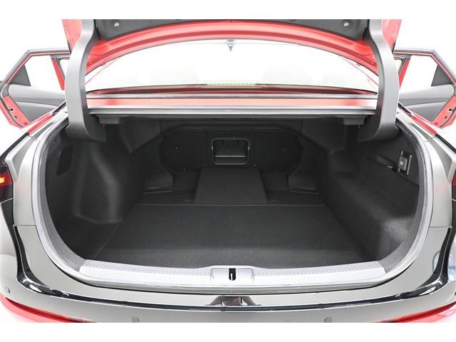 クラウンクロスオーバー Gアドバンスド 衝突軽減装置 フルセグテレビ クルコン 横滑防止装置 LEDヘッドライト 記録簿 Bカメラ 元試乗車 Pシート ETC オートエアコン AC100V電源 エアバッグ 4WD キーレス 盗難防止装置(6枚目)