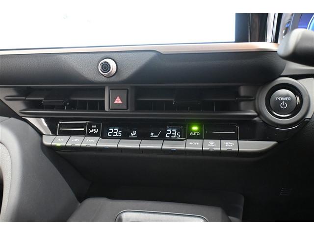 クラウンクロスオーバー Gアドバンスド 衝突軽減装置 フルセグテレビ クルコン 横滑防止装置 LEDヘッドライト 記録簿 Bカメラ 元試乗車 Pシート ETC オートエアコン AC100V電源 エアバッグ 4WD キーレス 盗難防止装置(17枚目)