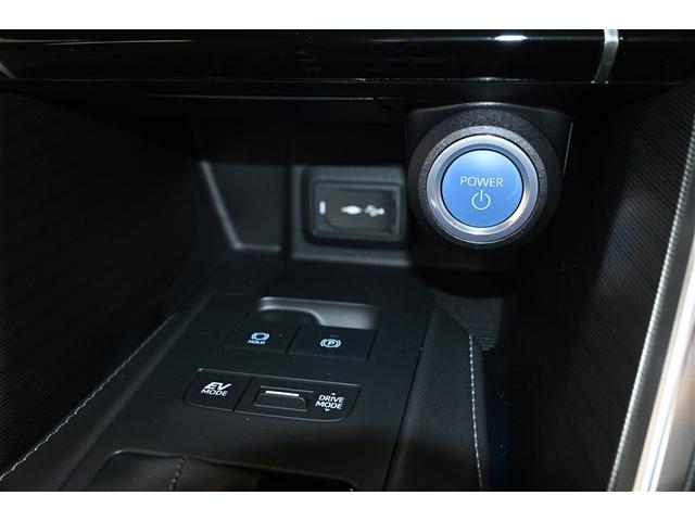 ハリアーハイブリッド Z レザーパッケージ エアロ LEDライト 本革 エアコン 横滑り防止 クルーズコントロール Pシート TV キーレスエントリー フルセグテレビ アルミ 4WD ETC ABS エアバッグ イモビライザー サポカーS(17枚目)