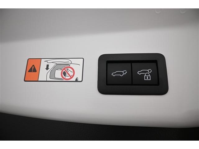 プリウス Z リアカメラ プリクラッシュ PWシート AC100V電源 LEDランプ オートクルーズ アルミホイール AC 運転席エアバッグ 横滑り防止装置 ETC付 盗難防止システム パワーウインドウ TV(9枚目)