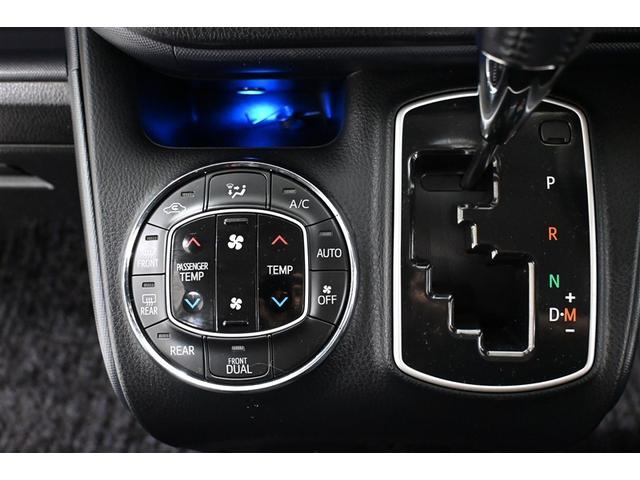 ヴォクシー ZS 煌 地上デジタル 両側パワードア アイドリングストップ車 パワーウィンド 横滑防止 DVD可 盗難防止装置 スマートエントリー Bカメラ LEDヘッドライト メモリーナビ 3列シート ダブルエアコン AW(17枚目)