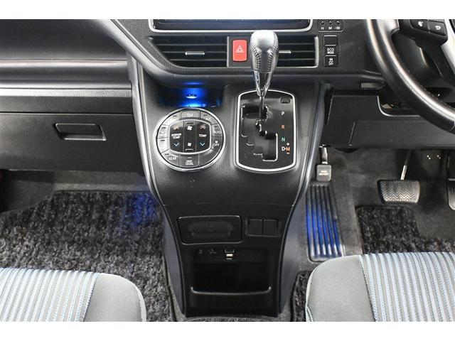 ヴォクシー ZS 煌 地上デジタル 両側パワードア アイドリングストップ車 パワーウィンド 横滑防止 DVD可 盗難防止装置 スマートエントリー Bカメラ LEDヘッドライト メモリーナビ 3列シート ダブルエアコン AW(30枚目)