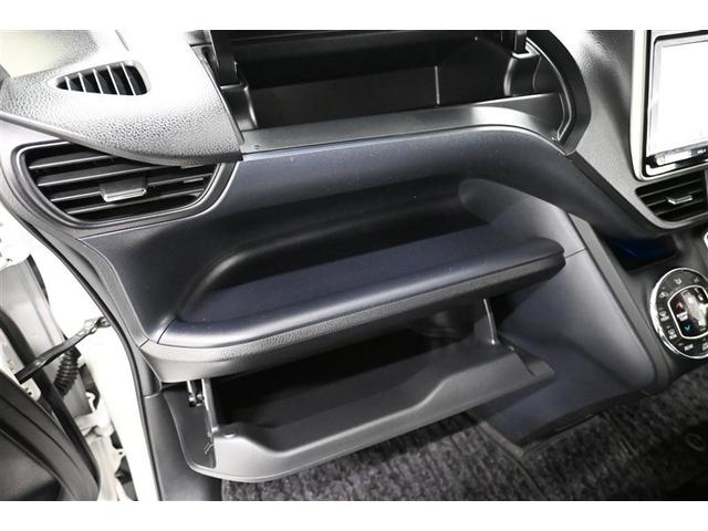 ヴォクシー ZS 煌 地上デジタル 両側パワードア アイドリングストップ車 パワーウィンド 横滑防止 DVD可 盗難防止装置 スマートエントリー Bカメラ LEDヘッドライト メモリーナビ 3列シート ダブルエアコン AW(31枚目)