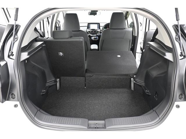 アクア G VSC 衝突軽減ブレーキ メモリナビ アイドルストップ バックモニター LED クルーズコントロール スマートキー ETC車載器 ナビ パワーウィンドウ イモビライザー キーフリーシステム エアバッグ(9枚目)