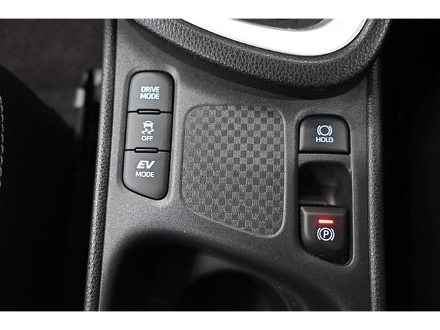 ヤリスクロス ハイブリッドZ インテリジェントキー アルミホイル LEDライト リアカメラ クルーズコントロール 横滑り防止システム 電動シ-ト パワステ オートエアコン キーフリー イモビライザ ETC付き サイドエアバック(27枚目)