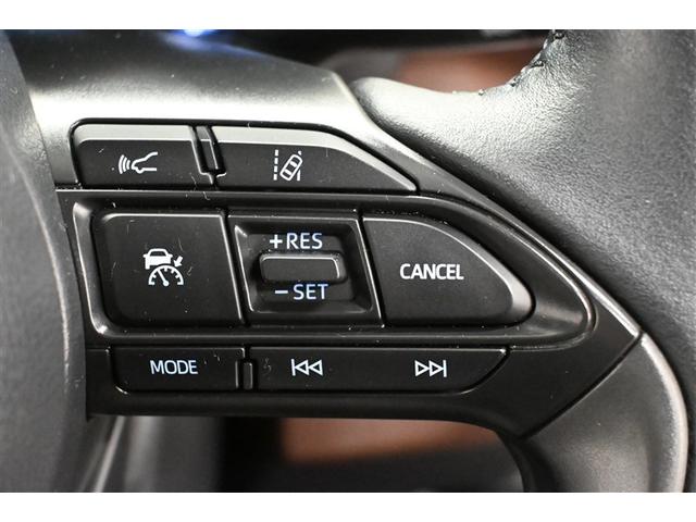 ヤリスクロス ハイブリッドＺ　ドライブレコーダ　インテリジェントキー　アルミホイル　ＬＥＤライト　リアカメラ　クルーズコントロール　整備記録簿　横滑り防止システム　ナビＴＶ　メモリーナビゲーション　電動シ－ト　パワステ　キーフリー（18枚目）