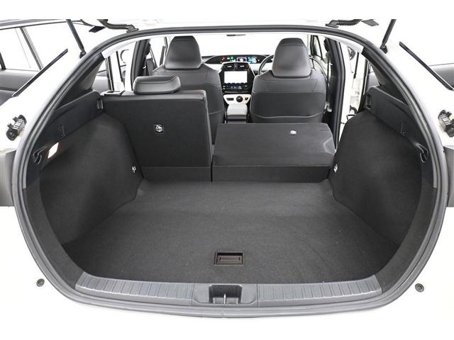 プリウス Ｓツーリングセレクション　レーダーブレーキサポート　フルオートエアコン　デュアルエアバック　バックモニタ－　ＡＷ　イモビ　ＥＳＣ　パワーウインド　スマキ－　ＥＴＣ車載器　サイドエアバック　フルセグ地デジＴＶ　ＤＶＤ再生可能（8枚目）