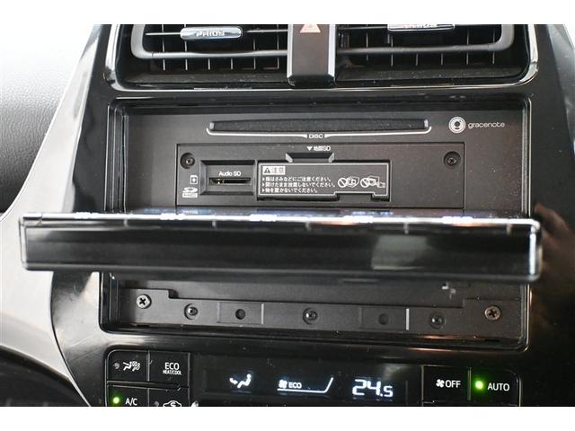 プリウス Ｓツーリングセレクション　レーダーブレーキサポート　フルオートエアコン　デュアルエアバック　バックモニタ－　ＡＷ　イモビ　ＥＳＣ　パワーウインド　スマキ－　ＥＴＣ車載器　サイドエアバック　フルセグ地デジＴＶ　ＤＶＤ再生可能（26枚目）