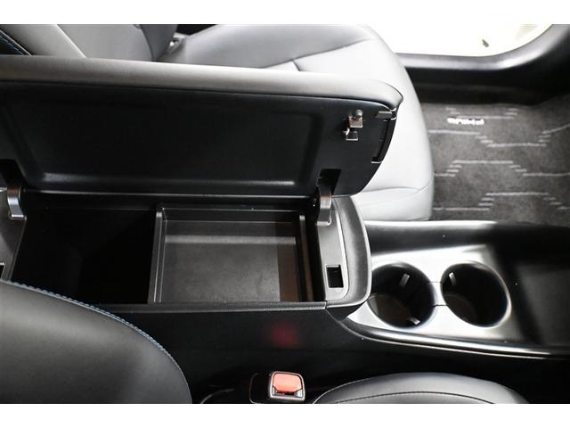 プリウス Ｓツーリングセレクション　レーダーブレーキサポート　フルオートエアコン　デュアルエアバック　バックモニタ－　ＡＷ　イモビ　ＥＳＣ　パワーウインド　スマキ－　ＥＴＣ車載器　サイドエアバック　フルセグ地デジＴＶ　ＤＶＤ再生可能（31枚目）