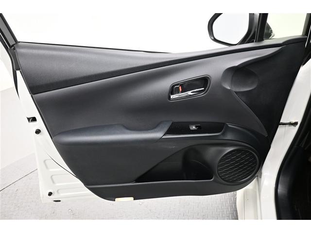 プリウス Ｓツーリングセレクション　レーダーブレーキサポート　フルオートエアコン　デュアルエアバック　バックモニタ－　ＡＷ　イモビ　ＥＳＣ　パワーウインド　スマキ－　ＥＴＣ車載器　サイドエアバック　フルセグ地デジＴＶ　ＤＶＤ再生可能（32枚目）