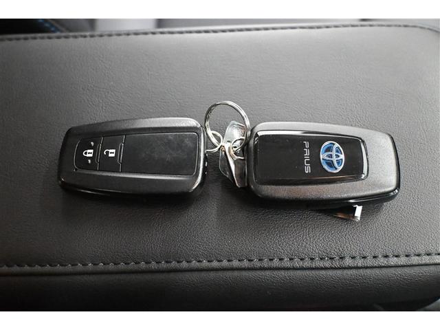 プリウス Ｓツーリングセレクション　レーダーブレーキサポート　フルオートエアコン　デュアルエアバック　バックモニタ－　ＡＷ　イモビ　ＥＳＣ　パワーウインド　スマキ－　ＥＴＣ車載器　サイドエアバック　フルセグ地デジＴＶ　ＤＶＤ再生可能（40枚目）