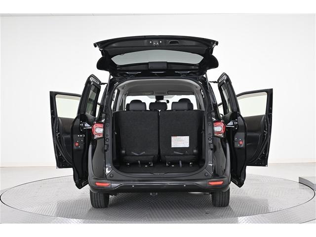 シエンタ Ｇ　クエロ　軽減ブレーキ　両側自動ドア　Ｉストップ　後カメラ　デュアルエアバック　パワーウィンドウ　フルオートエアコン　ＤＶＤ再生可　ＬＥＤヘッド　ナビ＆ＴＶ　スマキー　ＶＳＣ　３列　キーレス　エアバッグ　イモビ（6枚目）