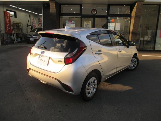 アクア Ｇ　ＶＳＣ　衝突軽減ブレーキ　メモリナビ　バックモニター　ＬＥＤ　クルーズコントロール　スマートキー　ＡＣ１００Ｖ　ドライブレコーダー　フルセグＴＶ　ナビＴＶ　パワーウィンドウ　イモビライザー　整備記録簿（4枚目）