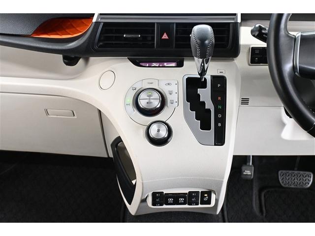 シエンタ ハイブリッドＧ　ブレーキサポート　Ｂカメラ　クルコン　キーフリー　スマキー　横滑り防止システム　メモリナビ　ナビＴＶ　ＥＴＣ　ドライブレコーダー　イモビライザー　運転席エアバック　フルオートエアコン　ＰＷ　３列シート（20枚目）