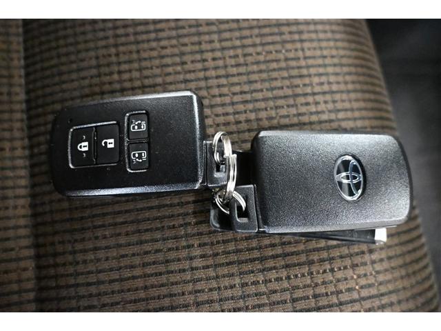 シエンタ ハイブリッドＧ　ブレーキサポート　Ｂカメラ　クルコン　キーフリー　スマキー　横滑り防止システム　メモリナビ　ナビＴＶ　ＥＴＣ　ドライブレコーダー　イモビライザー　運転席エアバック　フルオートエアコン　ＰＷ　３列シート（40枚目）